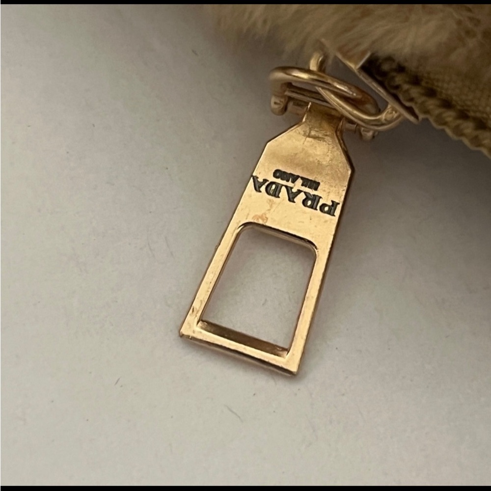PRADA VIP BAG - Picture 5 of 7
